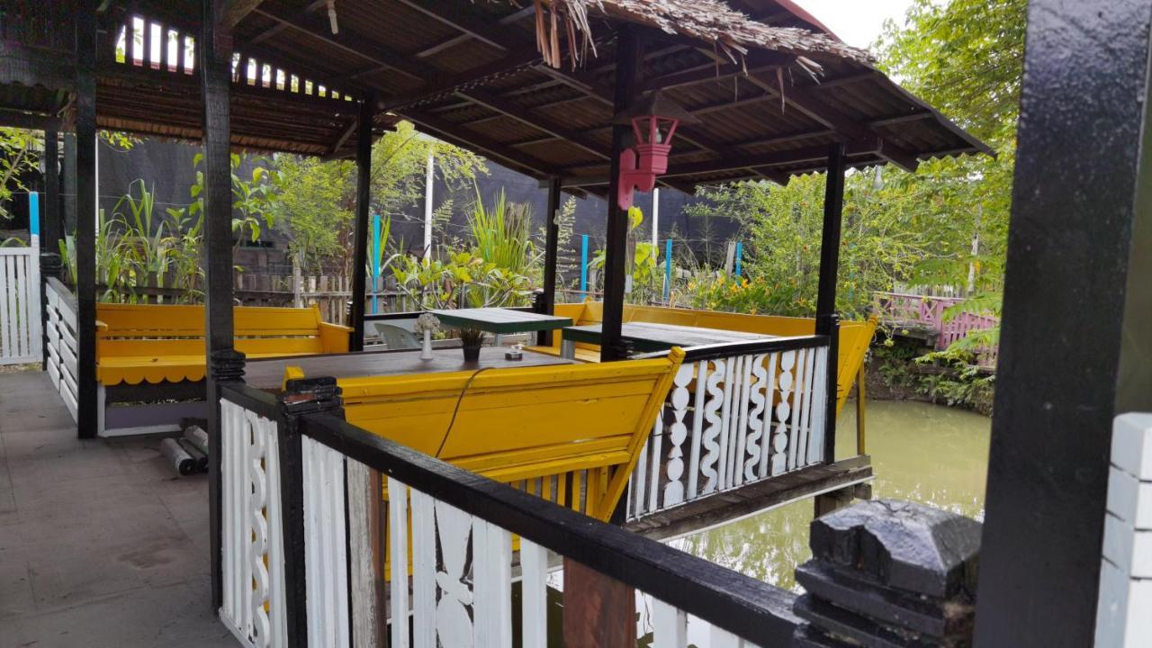 Mykampung Chalet Hotel Ipoh Bagian luar foto