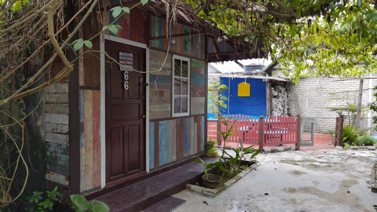 Mykampung Chalet Hotel Ipoh Bagian luar foto